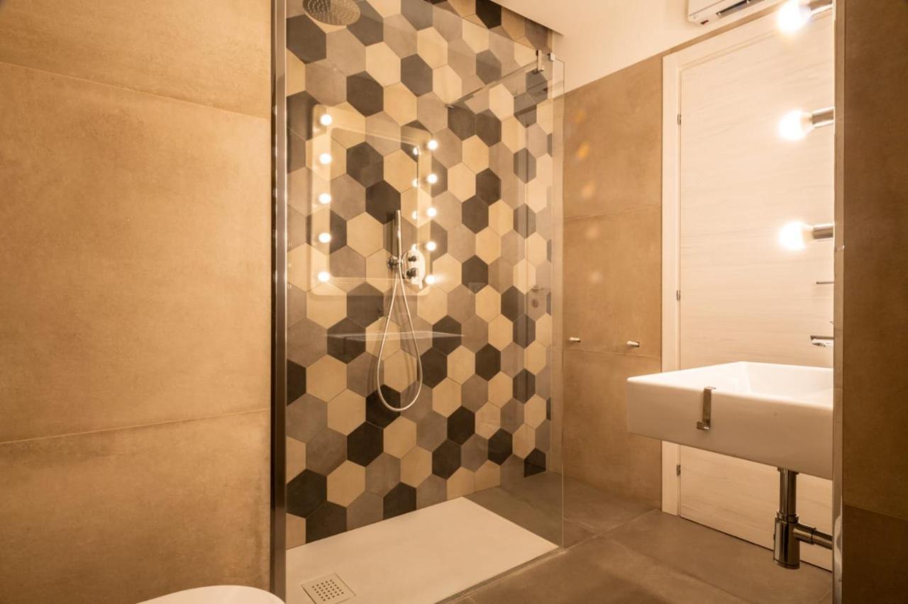 Dimora San Ferdinando 1 Apartment Bari Ngoại thất bức ảnh